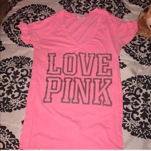 Victoria’s Secret t shirt 🥰